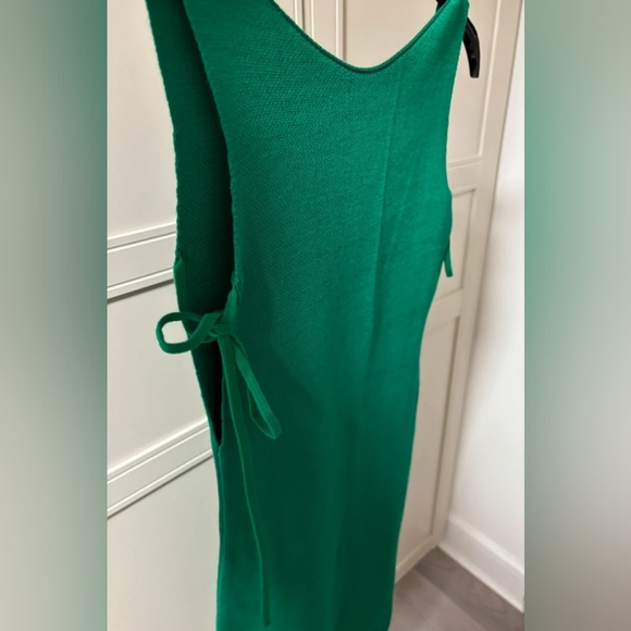 Fashionkilla Green knittes open back midi dress - Picture 3 of 3